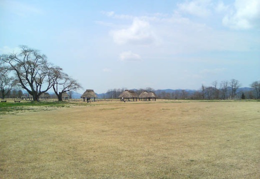 20100502105856-SO902i.jpg