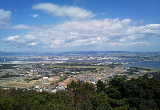 20111003125300-SO-01B.jpg