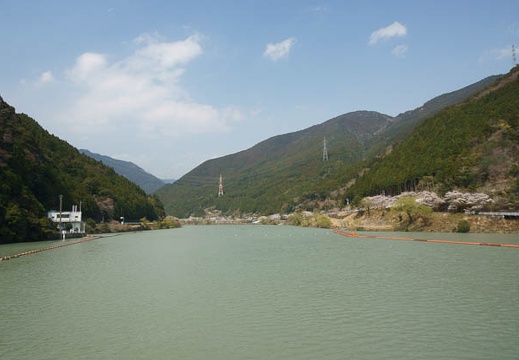 201204051329-DSC04066.jpg