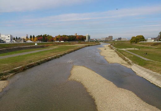 20121124103119-SO-04D.jpg