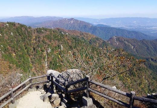 20141029101429-SH-06F.jpg