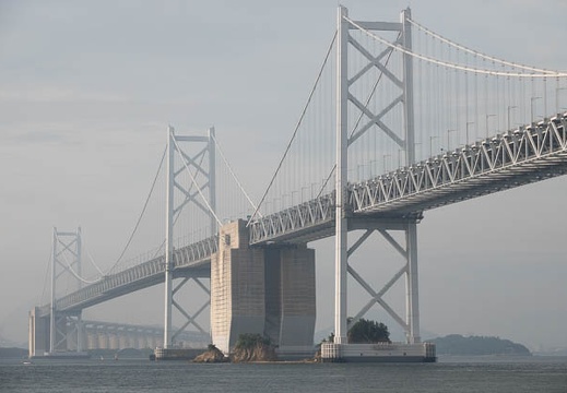 06.05 瀬戸大橋